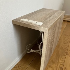 コーナーケーブル収納ボックスの画像