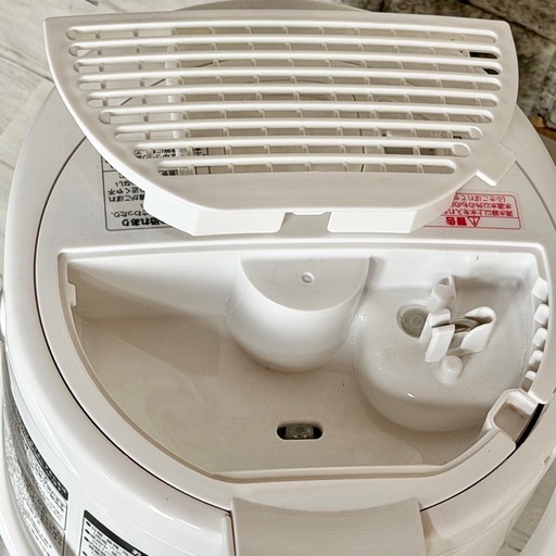 2021年製 象印 スチーム式ポット型加湿器 EE-RQ50