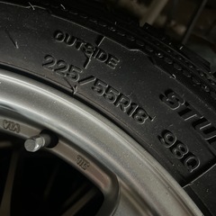 スタッドレスタイヤの画像