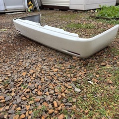 ハイエース　ナロー　LEGANCE リアバンパー　割れあり　補修前提の画像