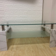 ガラステーブル
の画像