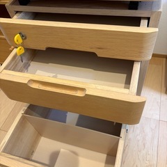 お譲りします　学習机下の引き出しの画像