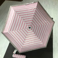 未使用 かさ 軽量 210g レオパード 晴雨兼用 折り畳み 傘 23.5cmの画像
