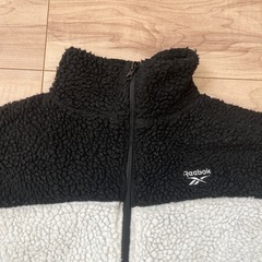 Reebok レディースフリースジャケットLサイズの画像