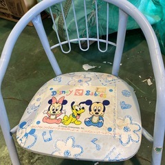 パイプ椅子の画像