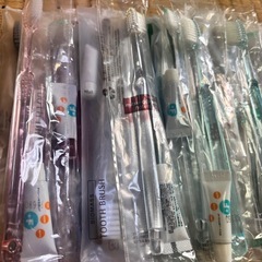 【新品】ホテルアメニティまとめ売りセット✨歯ブラシ20本・ボディタオル・ソープ付き／福岡市西区受け渡しOKの画像