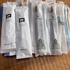 【新品】ホテルアメニティまとめ売りセット✨歯ブラシ20本・ボディタオル・ソープ付き／福岡市西区受け渡しOKの画像