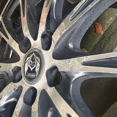 スタッドレスタイヤとホイール４本セットの画像