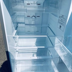 🌸Hisense ノンフロン冷凍冷蔵庫  HR-B2302の画像