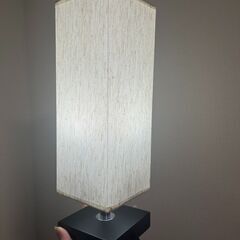 無料テーブルランプ差し上げますの画像