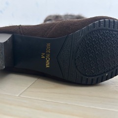 ショートブーツの画像