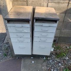 「先着順」 収納キャビネットの画像