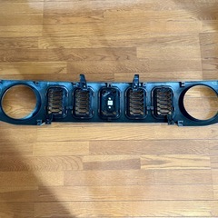 スズキ ジムニー ノマド フロントグリル 新車外しの画像