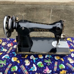 「RHYTHM（リズム）」のミシンの画像