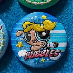 「パワーパフ ガールズ 刺繍缶バッジ　4個セット　の画像
