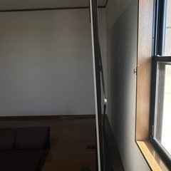 プロジェクタースクリーンの画像