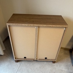 四面収納家具の画像