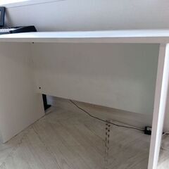 ◆無料◆パソコンデスク差し上げますの画像