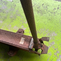 ガレージジャッキ（ジャンク）の画像