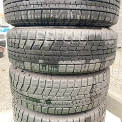 205/60R16 YOKOHAMA スタットレスタイヤの画像