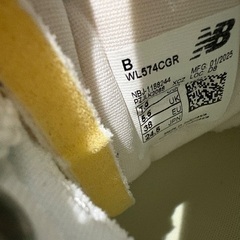 新品、未使用ニューバランススニーカー24.5の画像