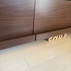 テレビボードの画像