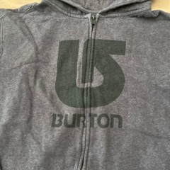 【美品】BURTONメンズ裏起毛パーカーMの画像