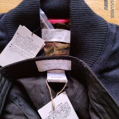 ジャンパーと帽子せっとの画像