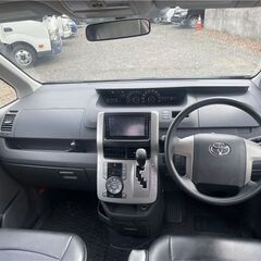 誰でも車が買える次世代低与信ローン専門店／ 安心の１年保証付き 距離無制限！中古車販売 カーメル福島本店 　平成21年 　トヨタ　ノア　X　L セレクション　165000㌔の画像