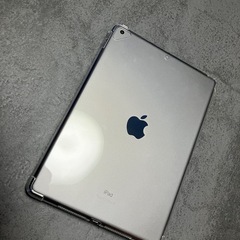【美品✨】iPad 第9世代 64GB Wi-Fiモデル スペースグレイ 箱あり クリアケース付き 動作良好🍀の画像