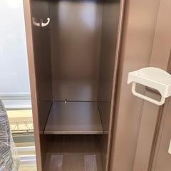 【OF-72】木目調ロッカー 衣装ロッカー 鍵付き 更衣室ロッカー 貴重品 6人用 格安　検)事務机 オフィス チェア　会議 椅子　ロッカー　ミーティングテーブル　応接ソファ 店舗 事務所 什器　書庫 本棚 ラック デスク スチール 美品多数 格安 【中古オフィス家具】の画像