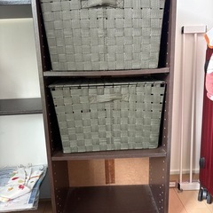 3段　カラーボックスの画像