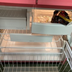 mabe（マーベ） 冷蔵庫 552L ピンク／引き取り限定／今週末まで／60,000円／NCNRの画像