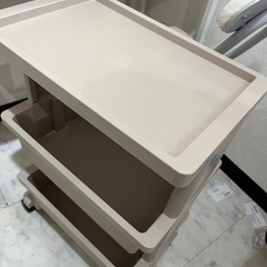 机　椅子　棚　セットの画像