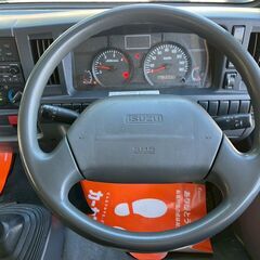 H26　いすゞ　エルフ　冷蔵冷凍車の画像