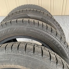中古スタッドレスの画像