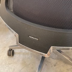 【OF-73】美品 KOKUYOコクヨ エントリーシリーズ OAチェア 事務椅子 人間工学 オフィスチェア ワーク PC デスクチェア アーム付き 肘付き ハイバック　検)事務机 オフィス チェア　会議 椅子　ロッカー　ミーティングテーブル　応接ソファ 店舗 事務所 什器　書庫 本棚 ラック デスク スチール 美品多数 格安 【中古オフィス家具】の画像