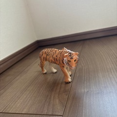 【おまけ付き】恐竜たちとカマキリの画像