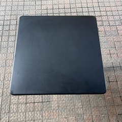 野外使用可能折りたたみテーブルの画像