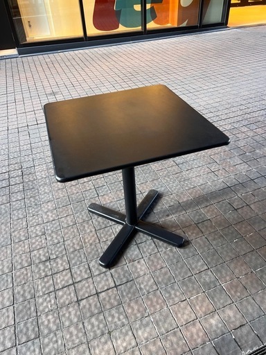 野外使用可能折りたたみテーブル