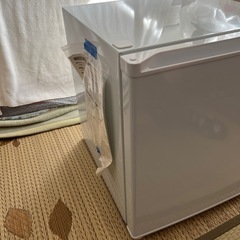 エスケイジャパン 1ドア冷蔵庫45L SR-A50の画像