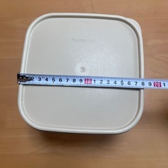 タッパーウェア　保存容器の画像