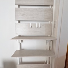 壁面収納 突っ張り棚の画像