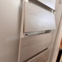 壁面収納 突っ張り棚の画像