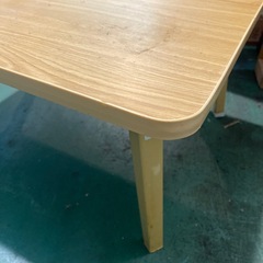 テーブル　小の画像