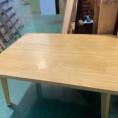 テーブル　小の画像