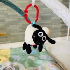 おもちゃ　ベビージム　プレイマット　ひつじのショーンの画像