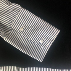 ストライブとベルベット風ビスチェがお洒落の画像