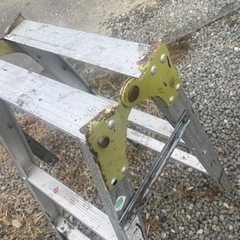 アルミ脚立　3段　の画像