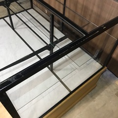 オシャレな引き出し付き！店舗什器/ディスプレイの画像